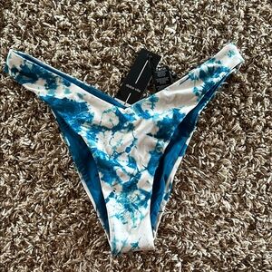NWT Dolce Vita Blue Tie-Dye Bikini Bottom